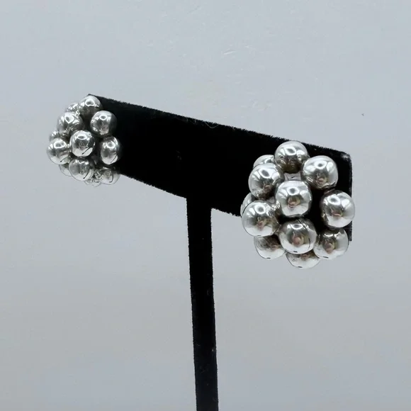 TAXCO Vintage Sterling Silver Cluster Earrings - Picture 3 of 11